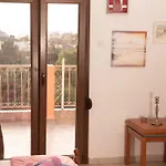 Dimitras شقة
