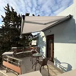 Dimitras شقة *