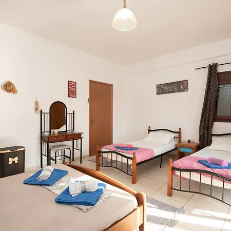 Apartment Dimitras *