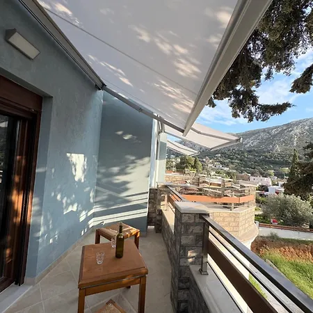 Dimitras Apartment *